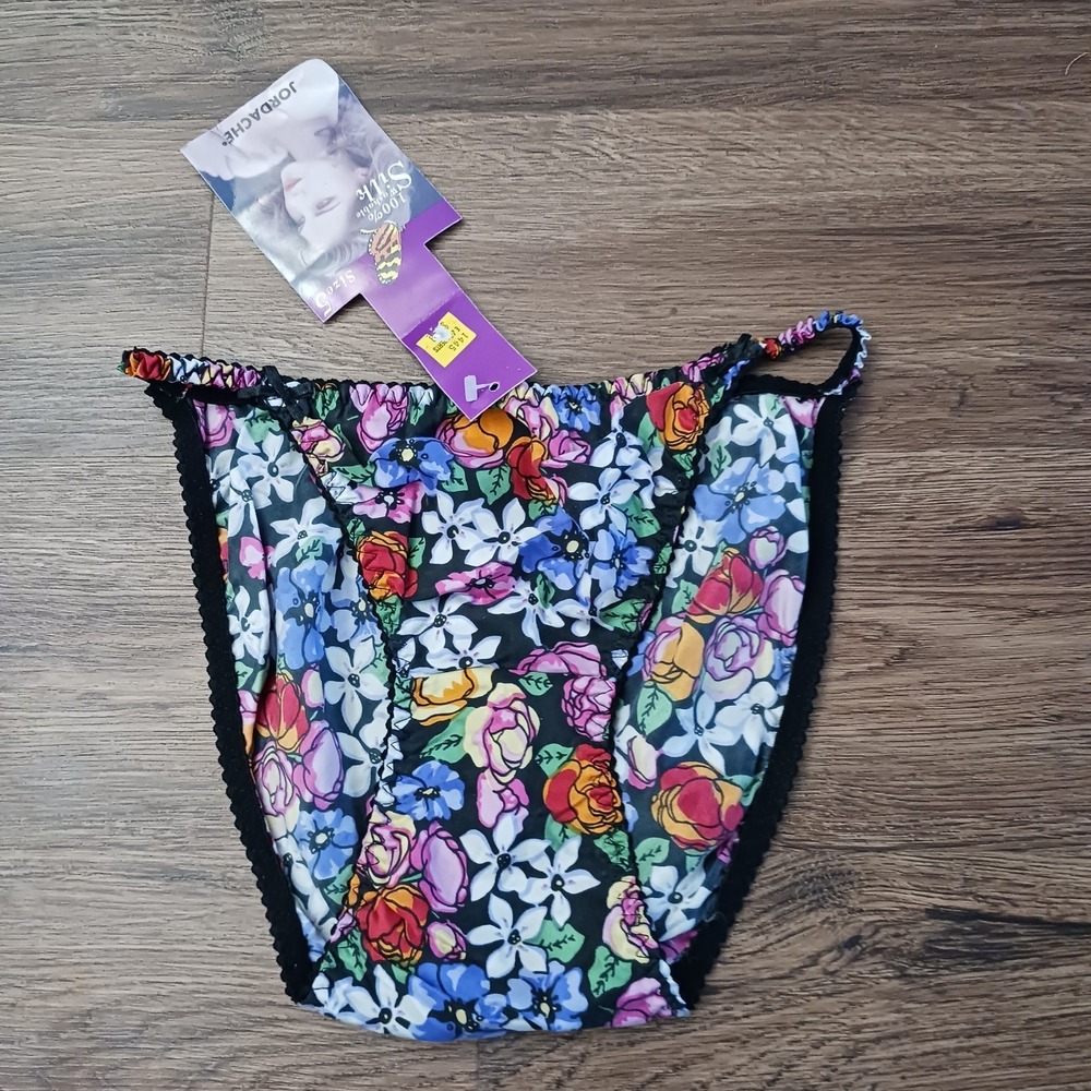 NOS‎ Vintage Jordache 100% Washable Silk String Floral Bikini Panties Size 5